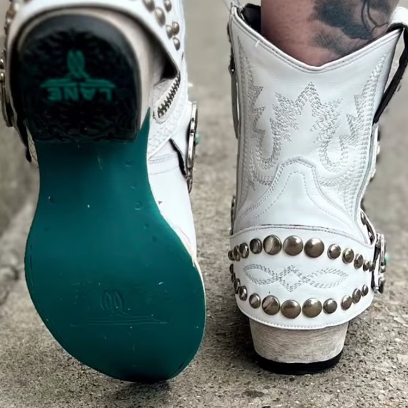 Lane Silver Mesa Bootie - white - Picture 10 of 10